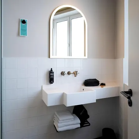 厄尔维西亚酒店 3* 巴黎