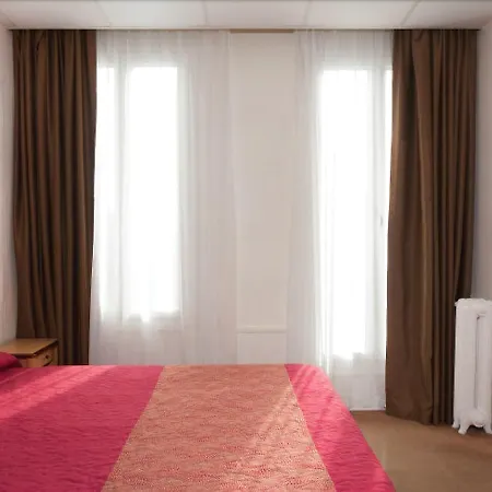 厄尔维西亚酒店 3*