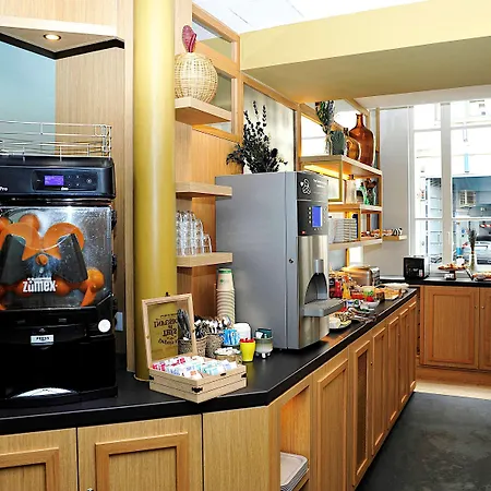 厄尔维西亚酒店 3* 巴黎